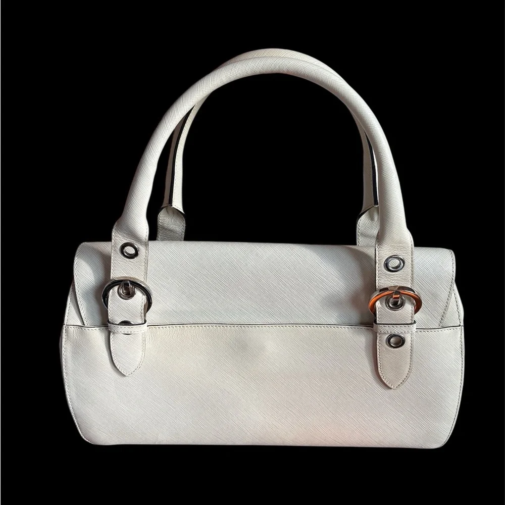 Salvatore Ferragamo Gancini Off White Handbag EUC $2500 Bag!!